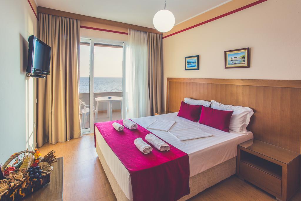 Apartments Deus Dobra Voda Bilik gambar