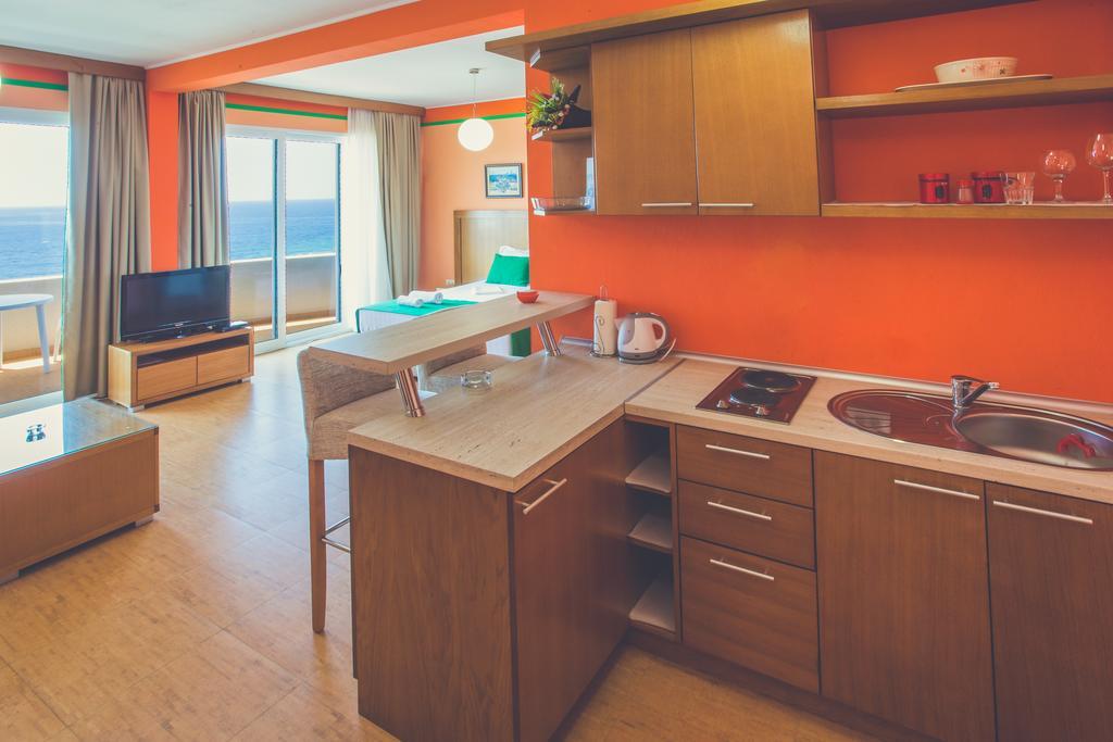 Apartments Deus Dobra Voda Bilik gambar